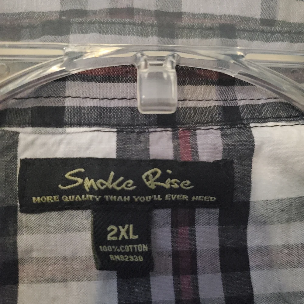 Mens long sleeve button up🍒 - Picture 5 of 11